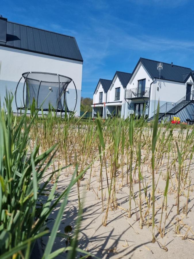 Siedlisko Na Wydmach, Domki Klimatyzowane 웨바 외부 사진